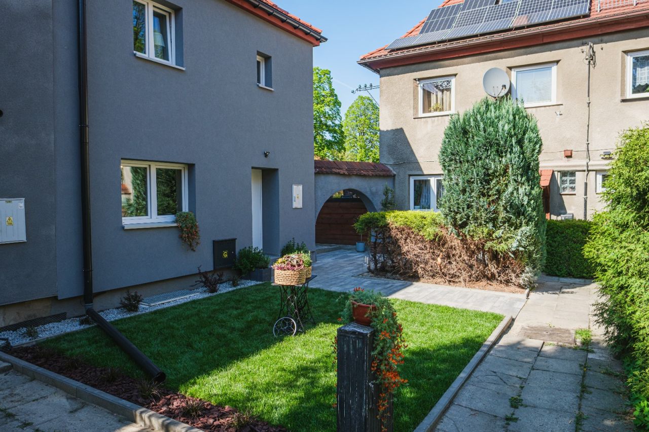 dom szeregowy, 5 pokoi Bytom, ul. Piotra Woźniaka