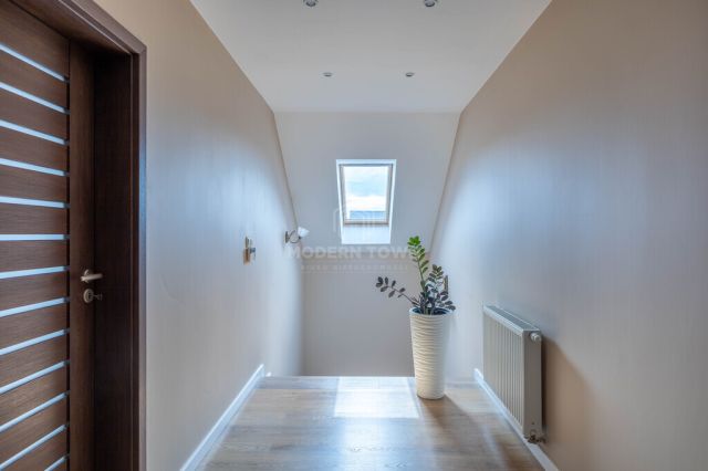 dom wolnostojący, 5 pokoi Rusiec. Zdjęcie 15