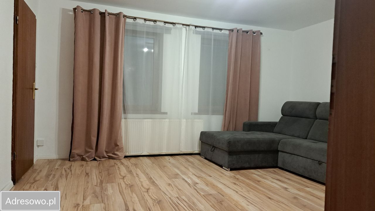 dom wolnostojący, 2 pokoje Wielonek. Zdjęcie 9