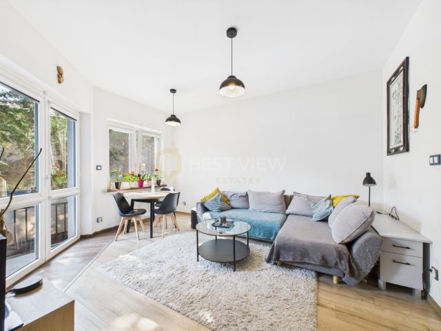 Mieszkanie 2-pokojowe Warszawa Wesoła, ul. Literacka. Zdjęcie 1