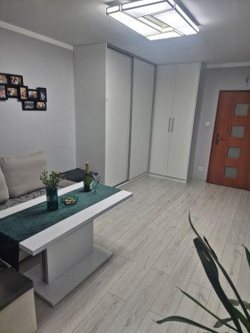 Mieszkanie 4-pokojowe Zielona Góra, ul. Osiedle Śląskie. Zdjęcie 2