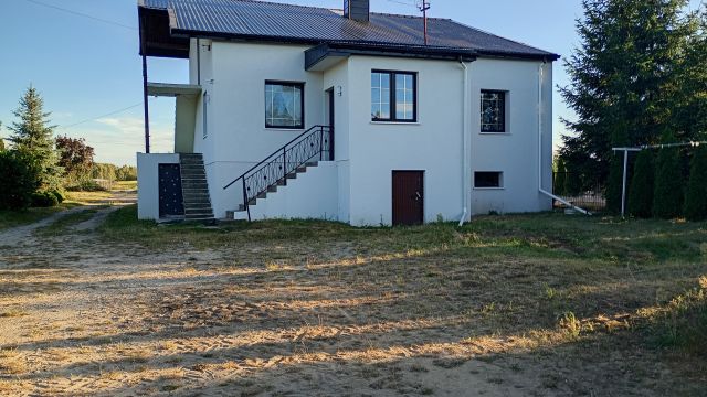 dom wolnostojący, 4 pokoje Chełm. Zdjęcie 3