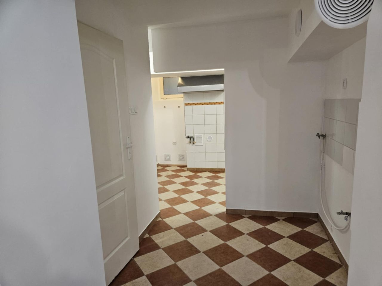 Lokal Szczecin Centrum, Bolesława Krzywoustego. Zdjęcie 2