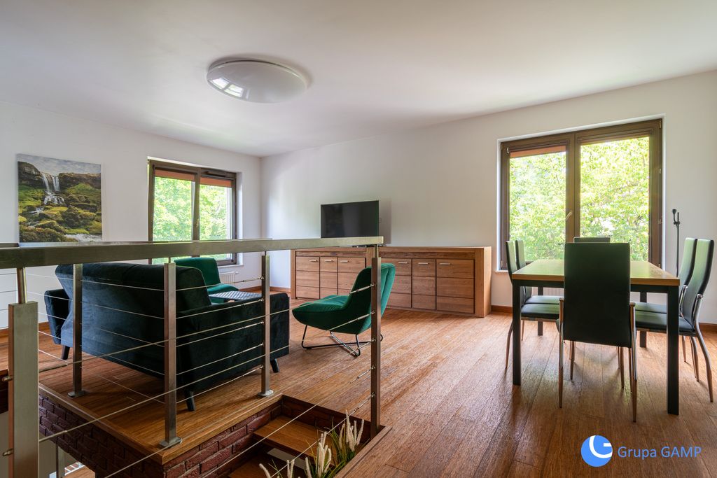 Mieszkanie 4-pokojowe Kraków, ul. Przedwiośnie. Zdjęcie 2