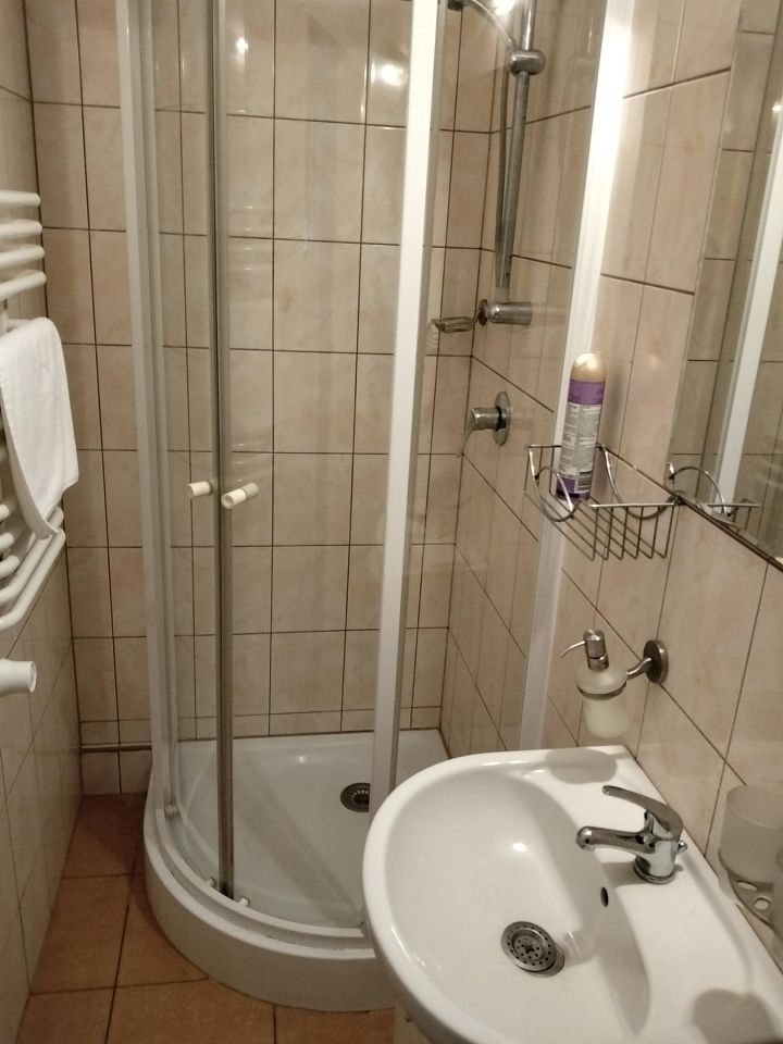 dom wolnostojący, 10 pokoi Łagów, ul. Paderewskiego. Zdjęcie 14