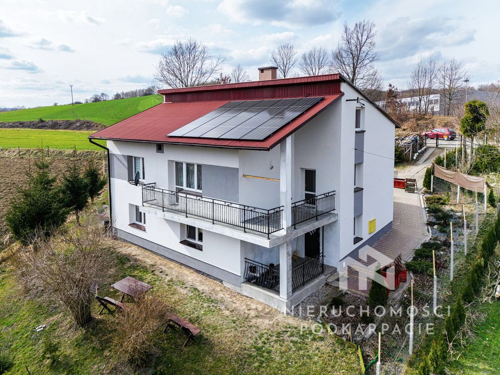 dom wolnostojący, 5 pokoi Borek Stary. Zdjęcie 4