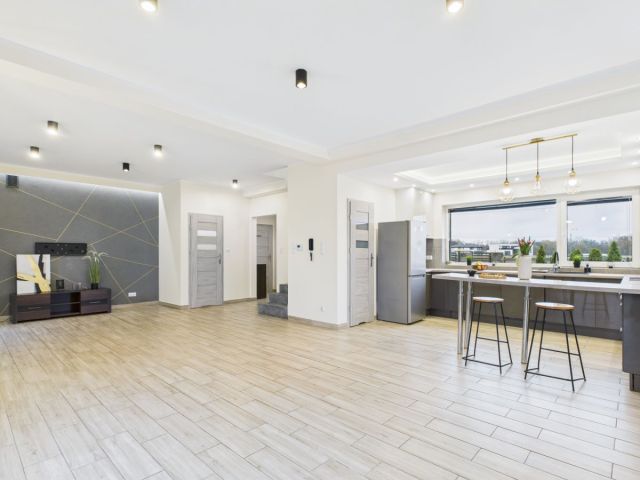 bliźniak, 4 pokoje Pruszków Żbików, ul. Żbikowska. Zdjęcie 5