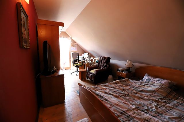 dom wolnostojący, 5 pokoi Wieliczka, ul. ks. Zygmunta Goliana. Zdjęcie 8