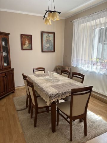 Mieszkanie 6-pokojowe Lipinki Łużyckie, ul. Parkowa. Zdjęcie 1