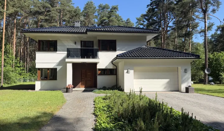 dom wolnostojący, 10 pokoi Żarki-Letnisko