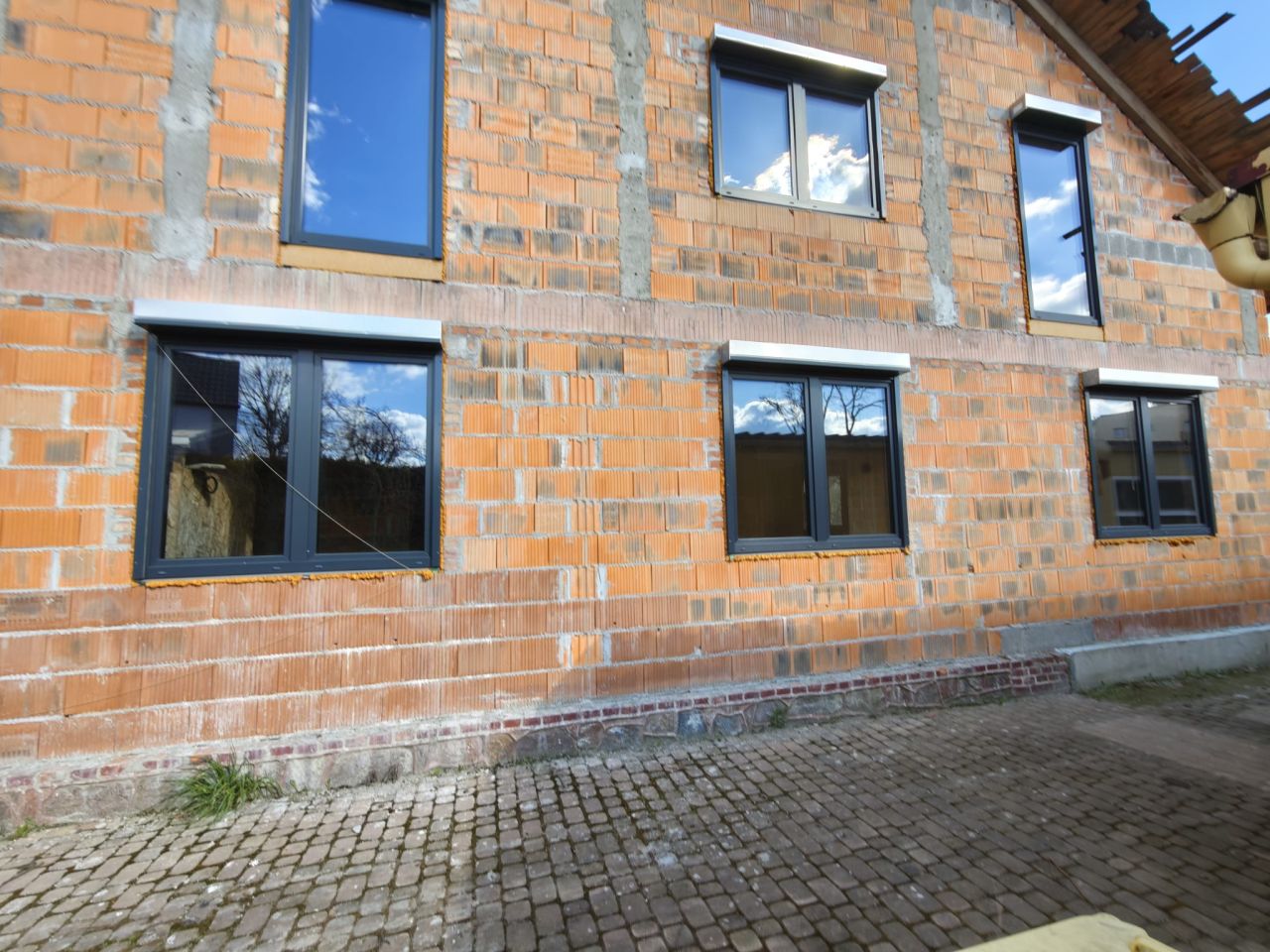 dom wolnostojący, 12 pokoi Krotoszyn, ul. Benicka. Zdjęcie 2