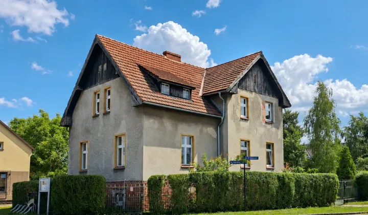 dom wolnostojący, 5 pokoi Czernica, ul. Odrzańska