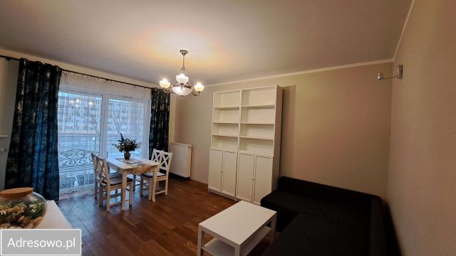 Mieszkanie 3-pokojowe Warszawa Wawer. Zdjęcie 1