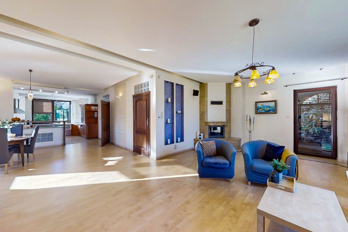 dom wolnostojący, 4 pokoje Pabianice, ul. Pomorska. Zdjęcie 3