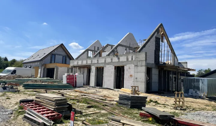 dom wolnostojący, 4 pokoje Cianowice, ul. Stawowa