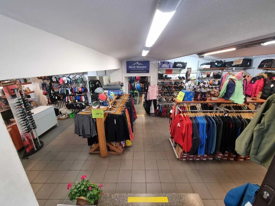 Lokal Kraków Stare Miasto, ul. Karmelicka. Zdjęcie 2