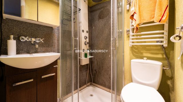 dom szeregowy, 13 pokoi Kraków, ul. Powstańców Wielkopolskich. Zdjęcie 17