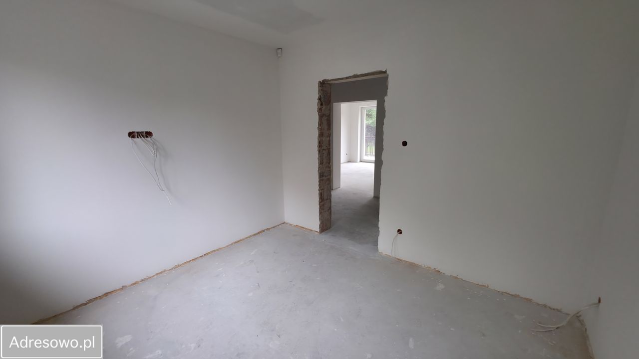 dom wolnostojący, 7 pokoi Kalisz Sulisławice. Zdjęcie 2