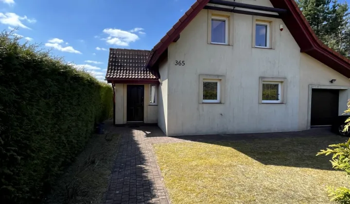 dom letniskowy, 5 pokoi Niesiołowice