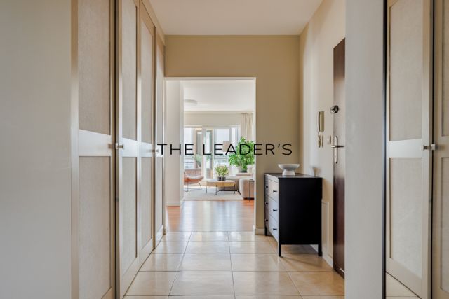 Mieszkanie 4-pokojowe Warszawa Mokotów, ul. Wyględowska. Zdjęcie 1