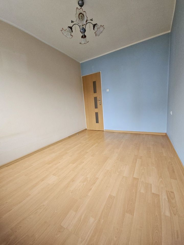 Mieszkanie 4-pokojowe Nowa Ruda Słupiec, os. Wojska Polskiego. Zdjęcie 9