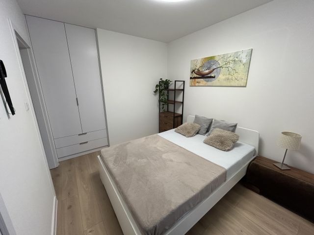 Mieszkanie 2-pokojowe Kraków Rżąka, ul. ks. Prymasa Stefana Wyszyńskiego. Zdjęcie 4