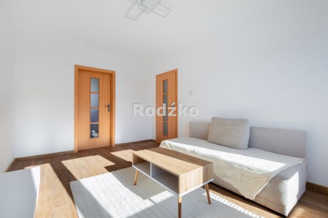 Mieszkanie 3-pokojowe Bydgoszcz Błonie, ul. Ludwika Waryńskiego. Zdjęcie 3