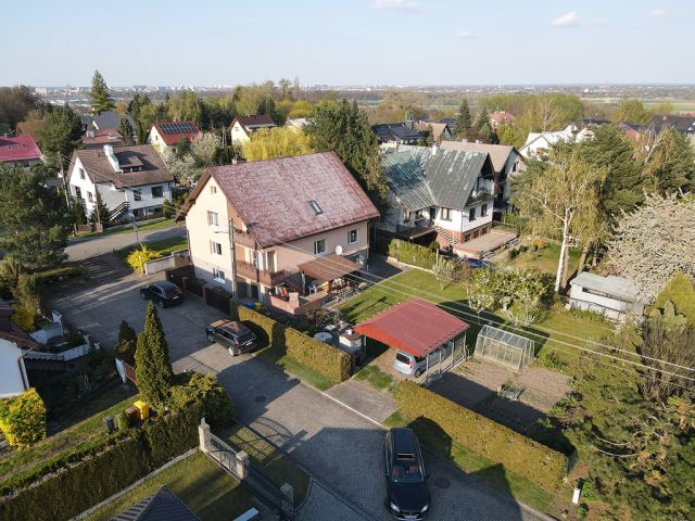 dom wolnostojący, 8 pokoi Opole Winów, pl. Róż. Zdjęcie 20