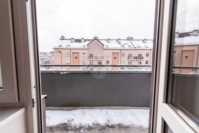 Mieszkanie 3-pokojowe Kraków Kurdwanów. Zdjęcie 18