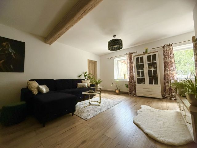 Mieszkanie 3-pokojowe Świdnica. Zdjęcie 1