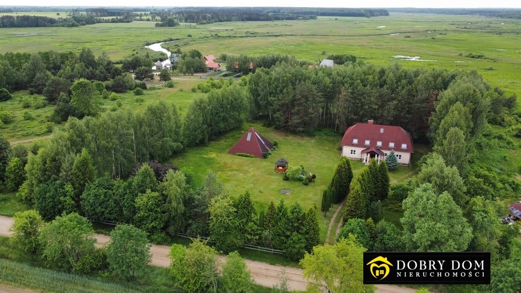 dom wolnostojący, 11 pokoi Kaniuki. Zdjęcie 45