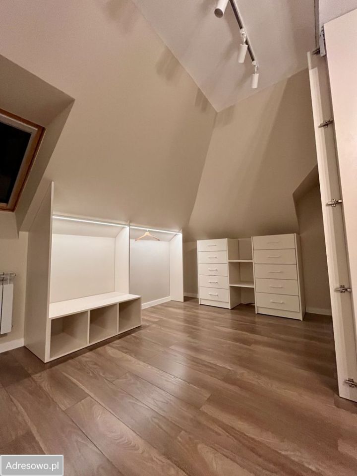 dom wolnostojący, 6 pokoi Bystre osada. Zdjęcie 16