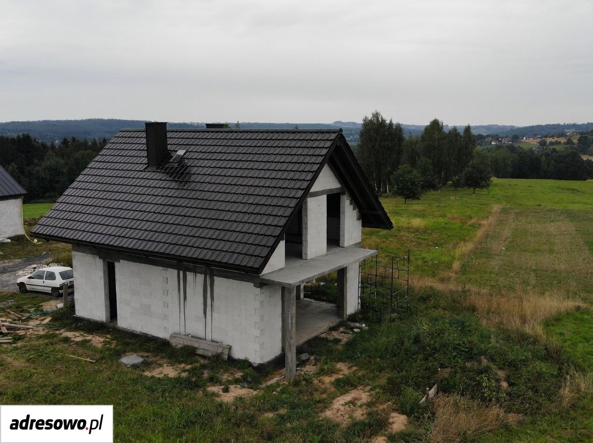 dom wolnostojący, 6 pokoi Krzywaczka. Zdjęcie 1