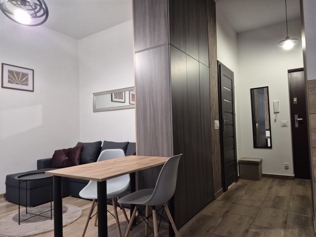 Mieszkanie 1-pokojowe Legnica Tarninów, ul. Samuela Bogumiła Lindego. Zdjęcie 1