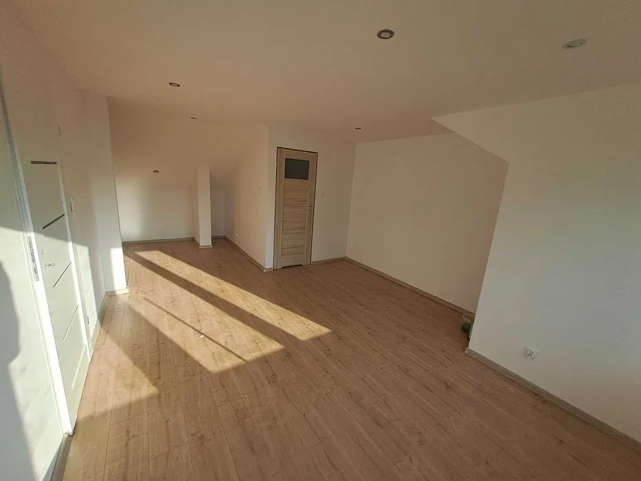 Biuro Michałów-Reginów, ul. Warszawska. Zdjęcie 7