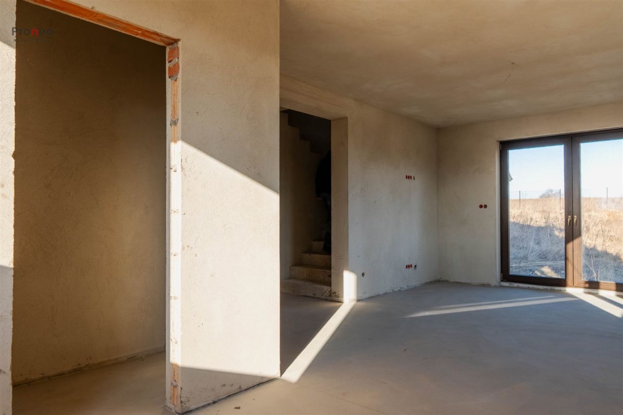 dom wolnostojący, 5 pokoi Święciec. Zdjęcie 10