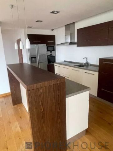 Mieszkanie 4-pokojowe Warszawa Ursus, ul. Józefa Chełmońskiego. Zdjęcie 2