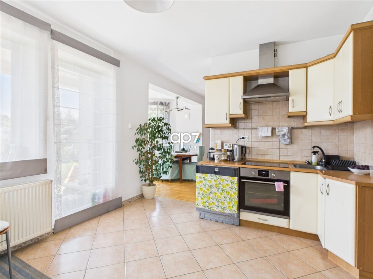 dom wolnostojący, 6 pokoi Karniowice. Zdjęcie 5