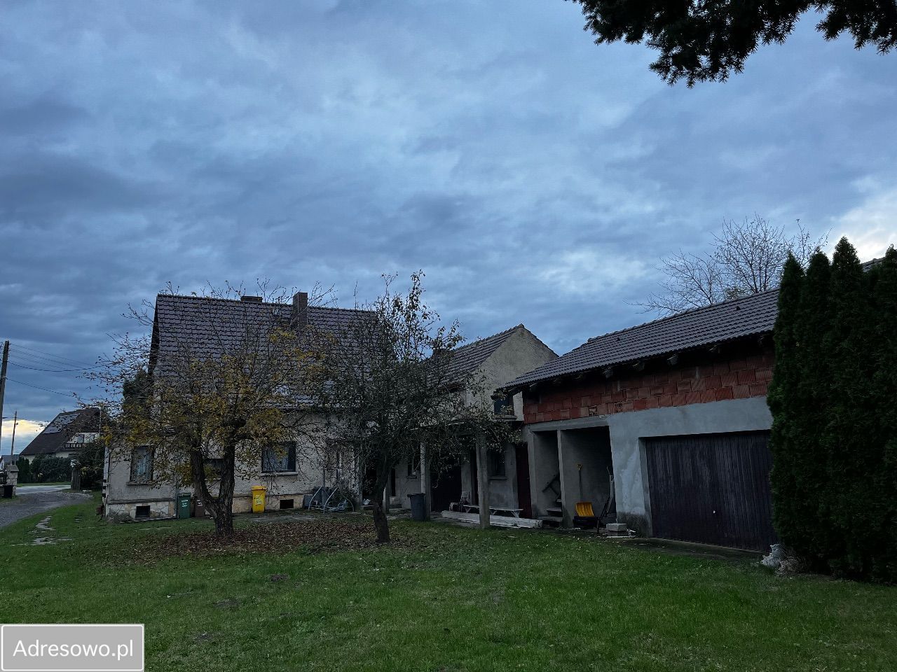 dom wolnostojący, 9 pokoi Osiny