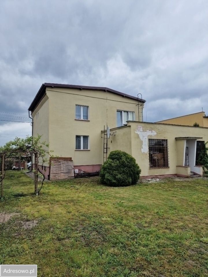 dom wolnostojący, 4 pokoje Wołów, ul. Batalionów Chłopskich. Zdjęcie 2