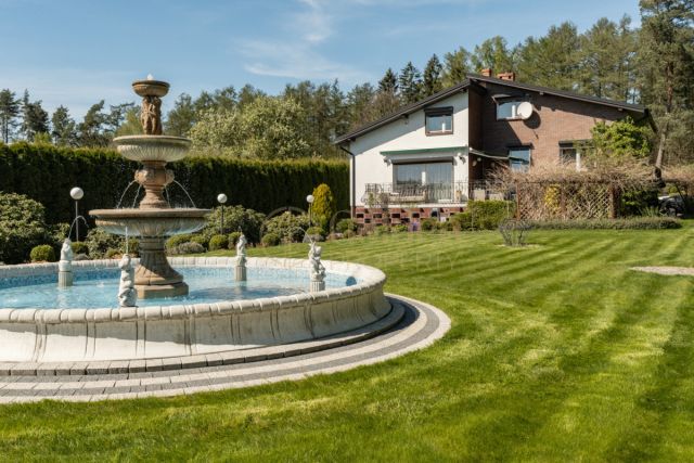 dom wolnostojący, 6 pokoi Leźno, ul. Cicha. Zdjęcie 1