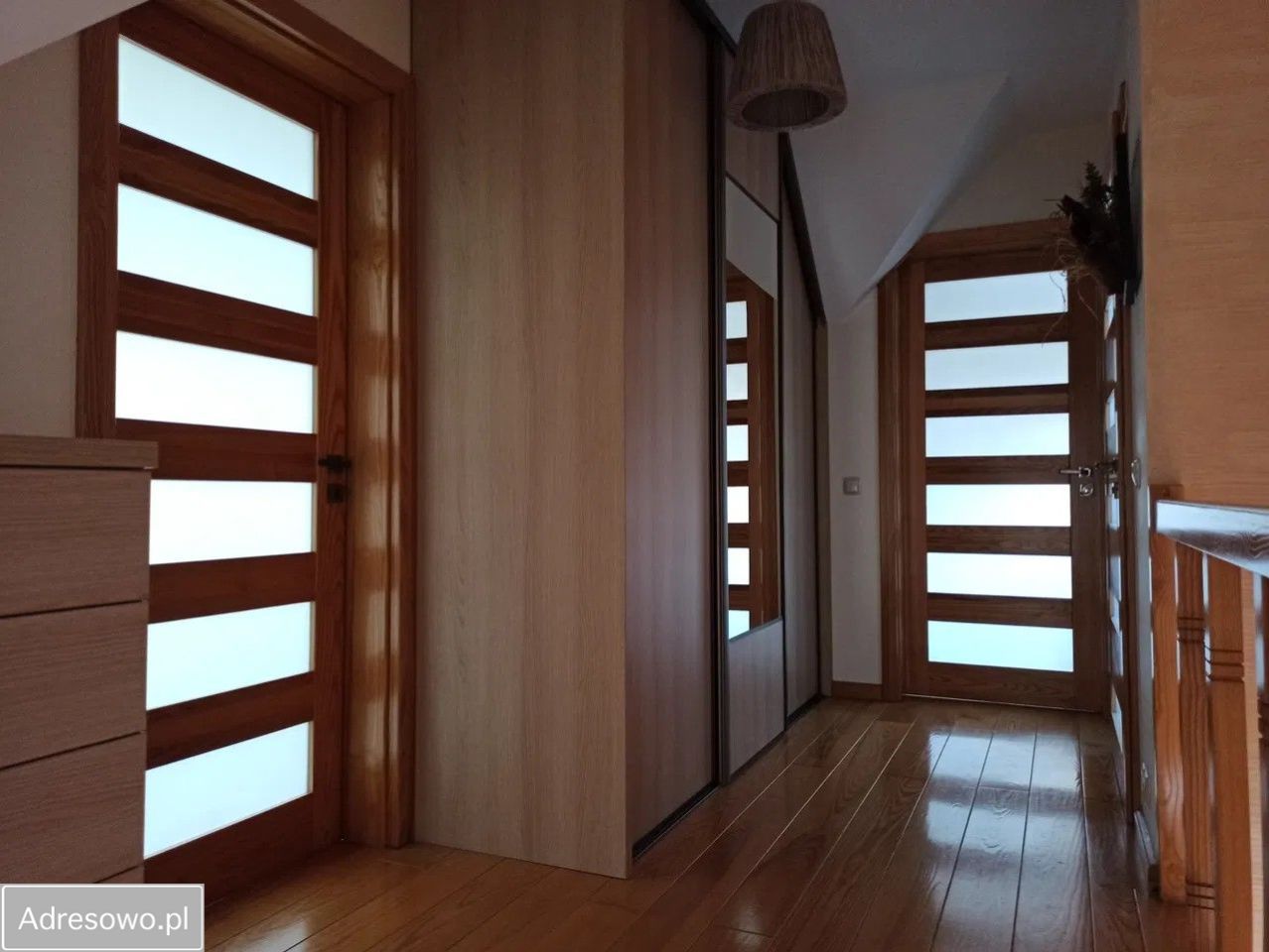 dom wolnostojący, 4 pokoje Chruściele. Zdjęcie 5