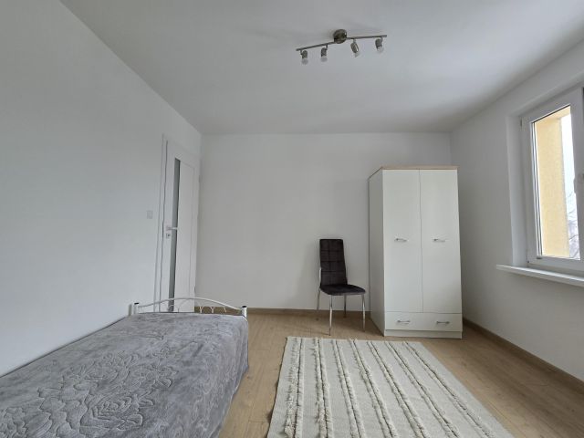 Mieszkanie 3-pokojowe Kraków Prokocim, ul. Erazma Jerzmanowskiego. Zdjęcie 3