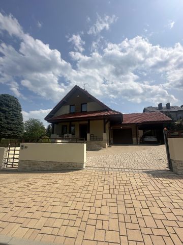 dom wolnostojący, 3 pokoje Tarnów Zabłocie, ul. Zuchów. Zdjęcie 1