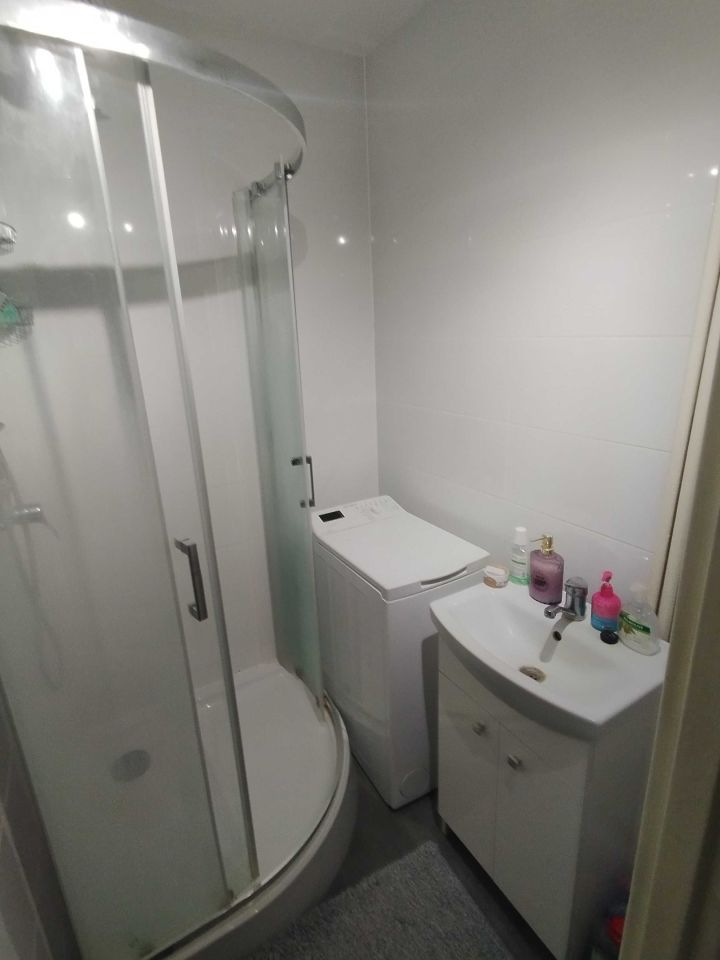 Mieszkanie 4-pokojowe Piotrków Trybunalski, ul. Łódzka. Zdjęcie 3