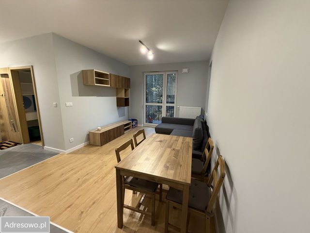 Mieszkanie 2-pokojowe Warszawa Rembertów, ul. Chełmżyńska. Zdjęcie 1