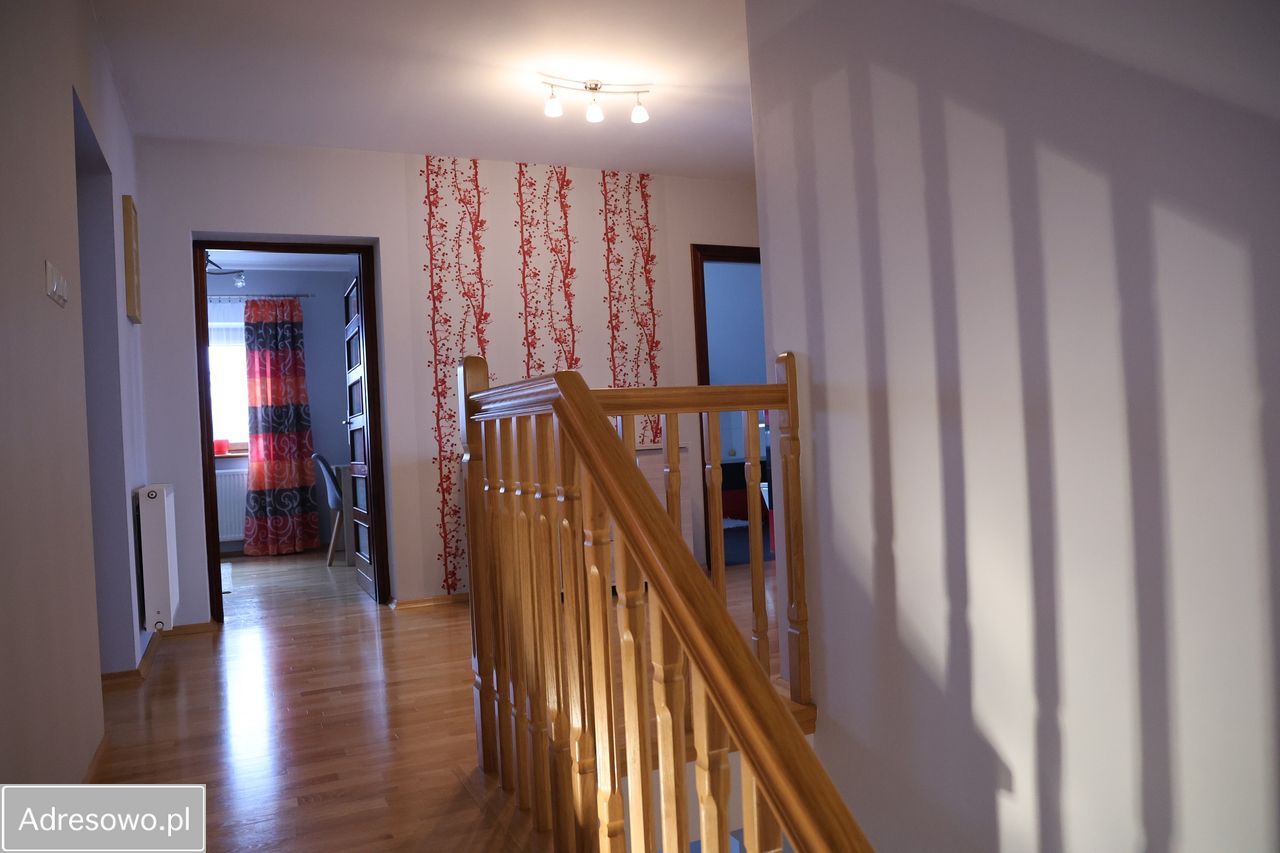 dom wolnostojący, 5 pokoi Mrozy. Zdjęcie 8