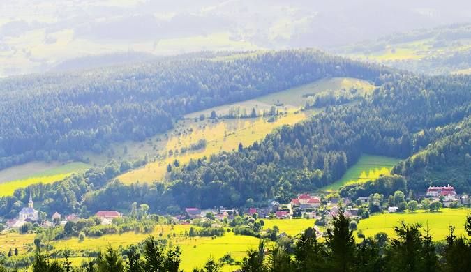 dom wolnostojący, 7 pokoi Jugów, ul. Główna. Zdjęcie 2