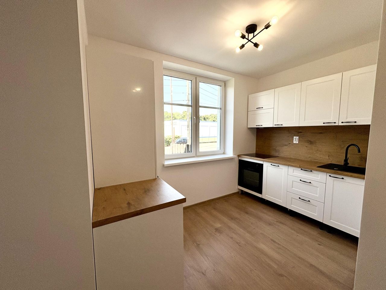 Mieszkanie 2-pokojowe Bielsko-Biała Leszczyny, ul. Leszczyńska. Zdjęcie 4