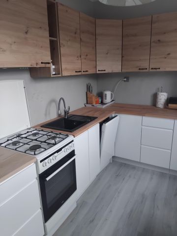 Mieszkanie 3-pokojowe Jarocin, os. Osiedle Konstytucji 3 Maja. Zdjęcie 1